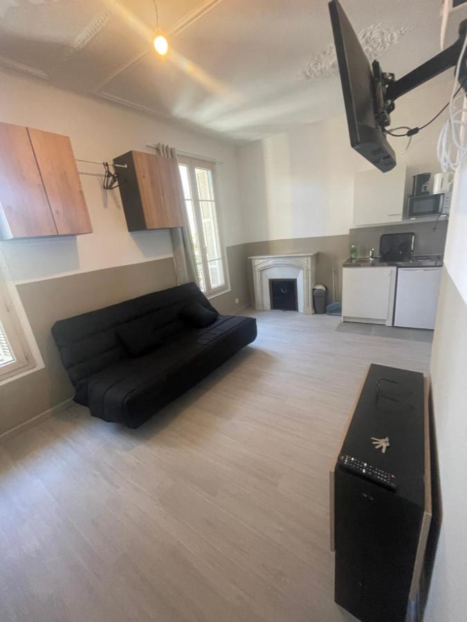 Petits Studios Tout Equipees Gare Nice Dış mekan fotoğraf